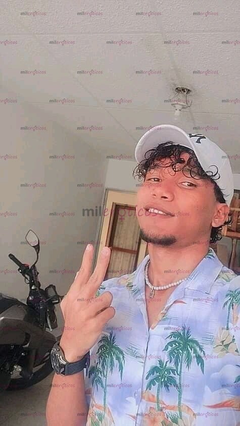 FOTOS DE COSTEÑO SEXY Y CON GANAS DE CUMPLIR TU FANTASÍA TRABAJO SOLO CON MUJERES