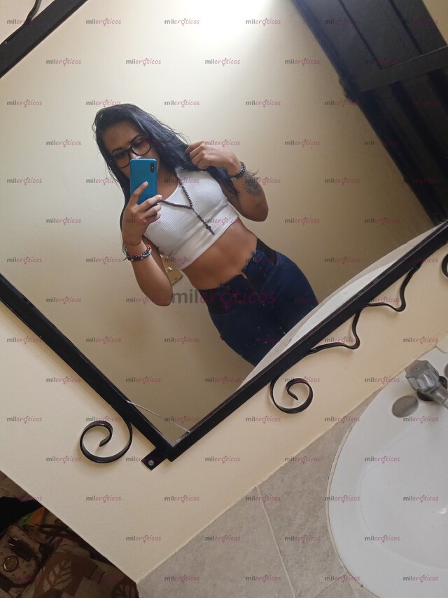 FOTOS DE HOLA PAPI SOY LA CHICA K SIEMPRE AS ESPERANDO SÚPER COMPLACIENTE