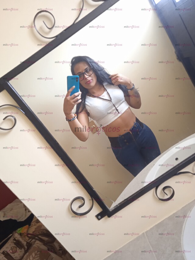 FOTOS DE HOLA PAPI SOY LA CHICA K SIEMPRE AS ESPERANDO SÚPER COMPLACIENTE