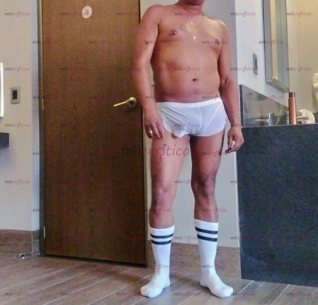 FOTOS DE VATO MORENO TIPO CHACAL CULEADOR, BUENA VERGA Y CULO DISPUESTO A COMPLACERTE
