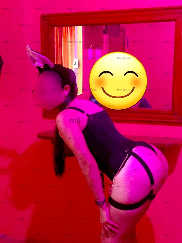 FOTOS DE DANNIELLA HERMOSA NENA DE PIEL BLANCA CON BELLOS ATRIBUTOS