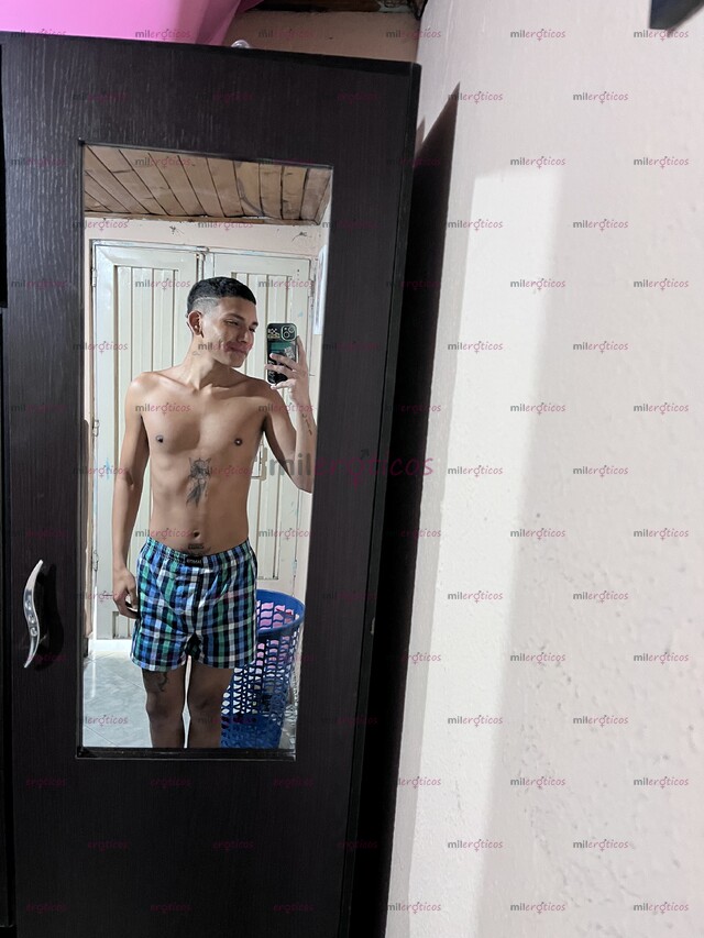 FOTOS DE JOVEN COMPLACIENTE, 21 AÑOS. DISPUESTO A TODO