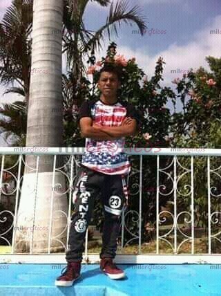 FOTOS DE JOVEN BUSCA PASARLA RICO ,MORENO DELGADO ALTO