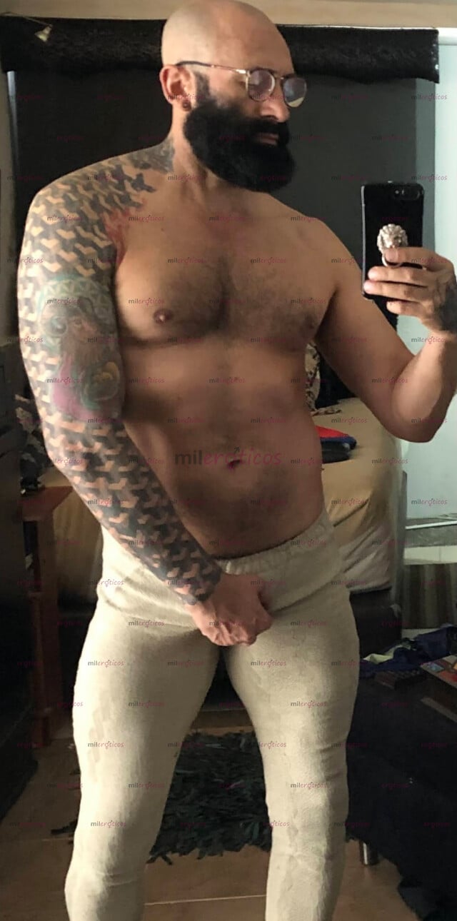 FOTOS DE GYM MADURO BARBUDO TATUADO VELLUDO MORBOSO ARRECHO SIEMPRE DISPONIBLE