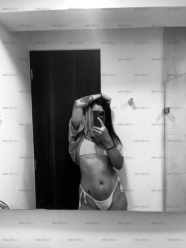 FOTOS DE WEBCAM JOVEN Y SEXY!!. CÓPIAME AL WHATS 573017801273