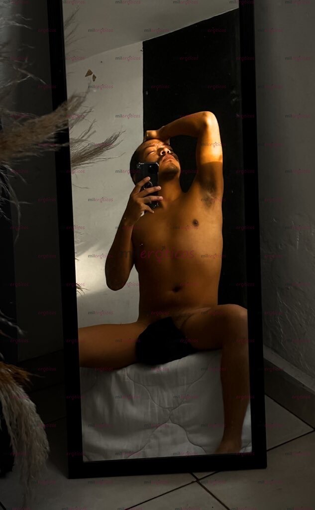 FOTOS DE BRIT BOY INTER GAY HABLEMOS Y QUEDEMOS EN ALGO BIEN