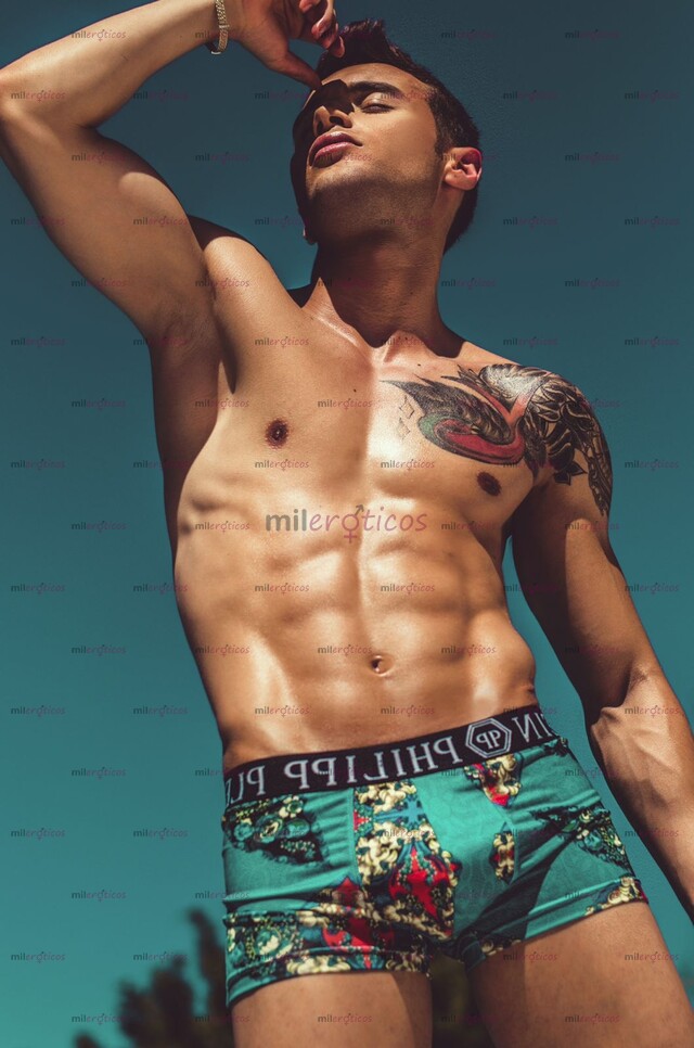 FOTOS DE CHICO NO USUAL DOTADO SOLO PARA SOLVENTES