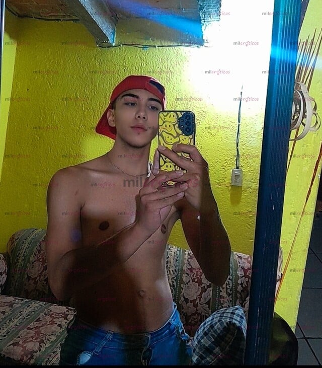 FOTOS DE ANDRE HOY EN SAN LUIS UNICO DIA CHAPARRO CON LOS HUEVOS LLENOS DE LECHE QUIERES?