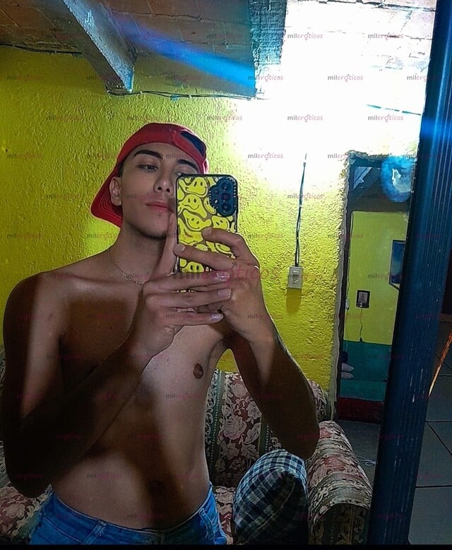 FOTOS DE ANDRE HOY EN SAN LUIS UNICO DIA CHAPARRO CON LOS HUEVOS LLENOS DE LECHE QUIERES?