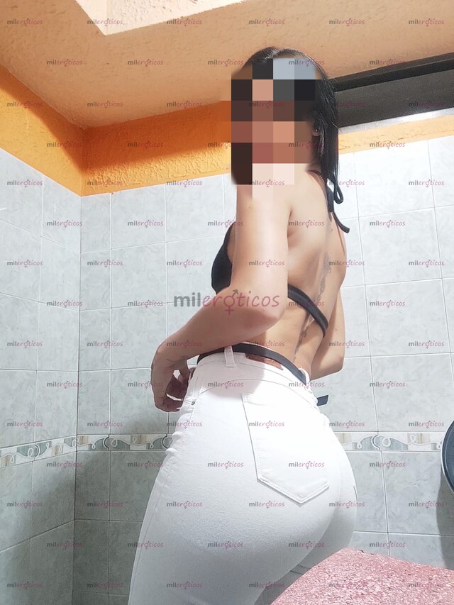 FOTOS DE DELGADITA DE 18 AÑITOS DELGADA HERMOSO ROSTRO ANGELICAL ABDOMEN PLANITO