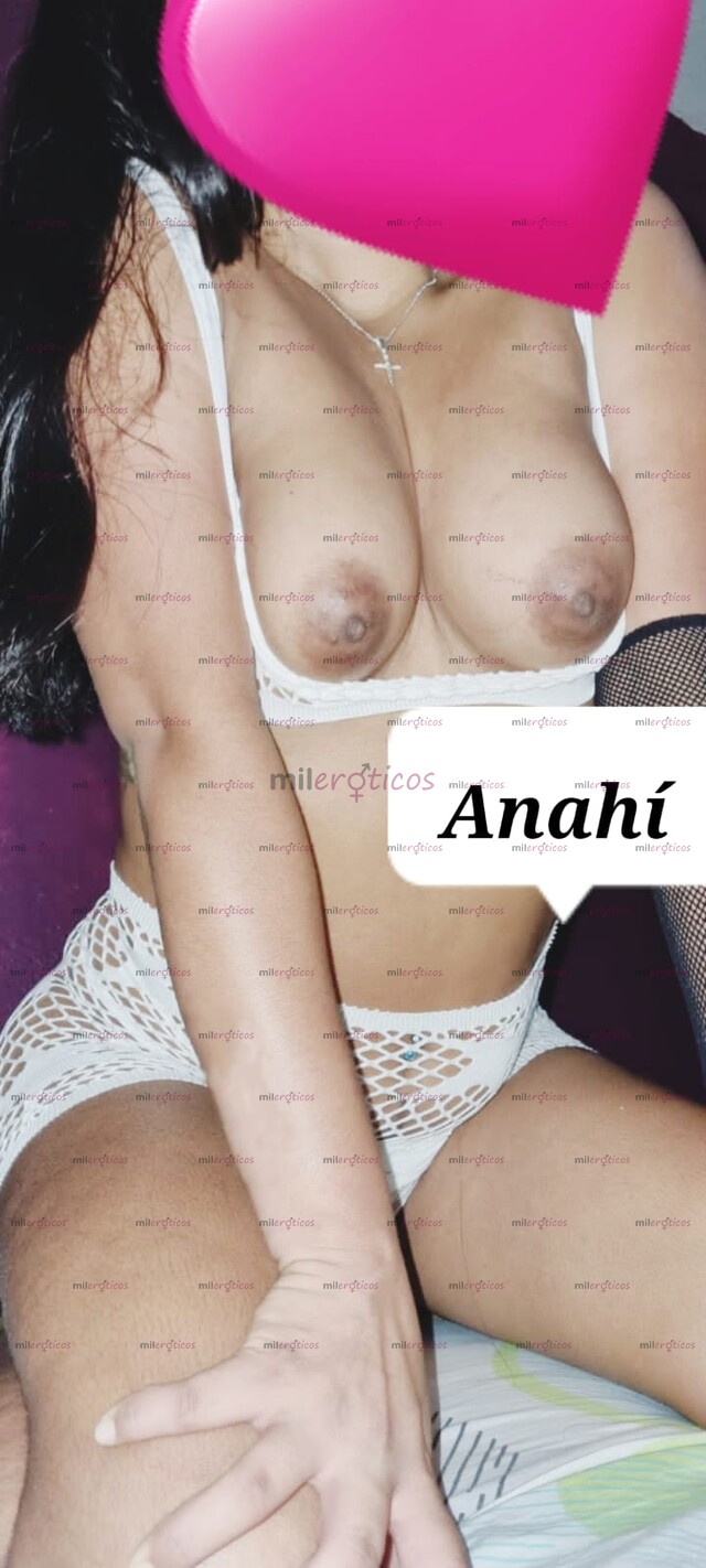 FOTOS DE ANAHI SEXI COMPLACIENTE Y MUY PUTA EN LA CAMA AMOR