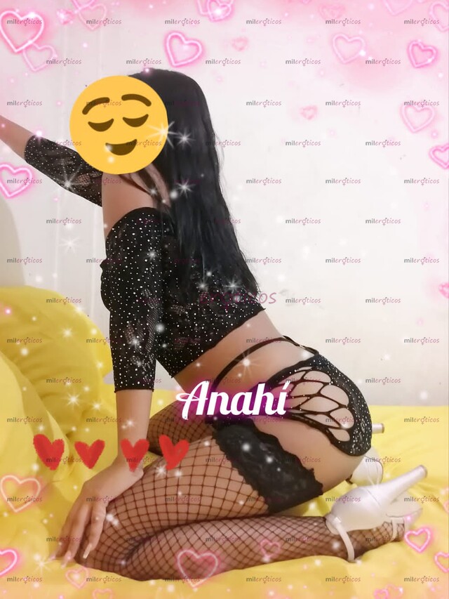 FOTOS DE ANAHI SEXI COMPLACIENTE Y MUY PUTA EN LA CAMA AMOR