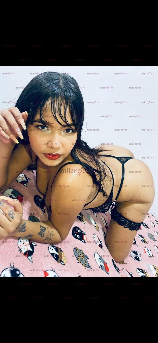 FOTOS DE ENCANTADORA Y COMPLACIENTE, SERVICIO EXCLUSIVO