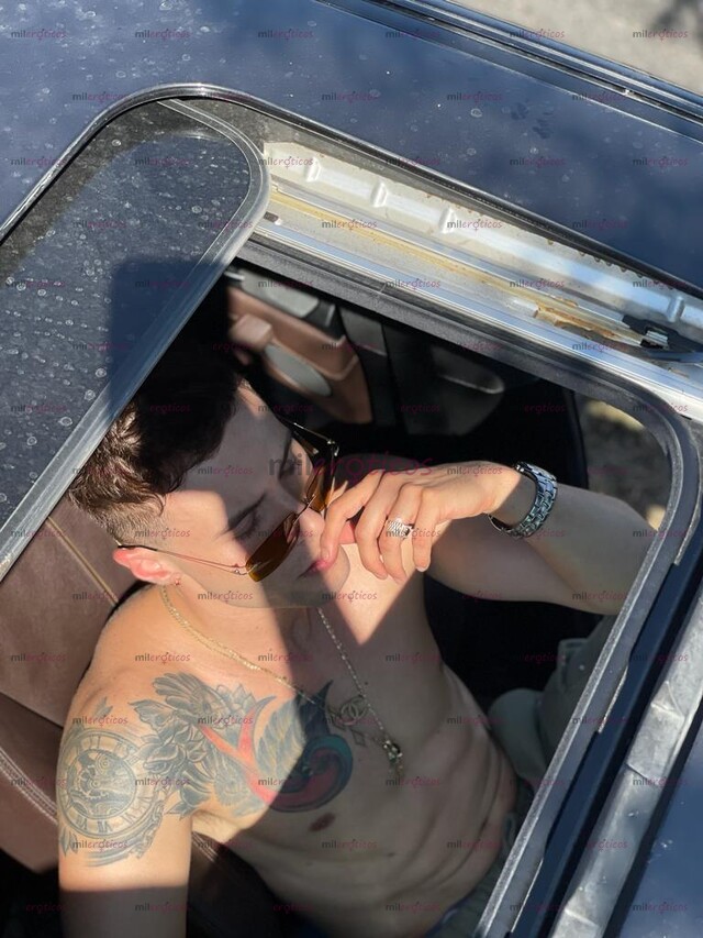 FOTOS DE CHICO NO USUAL DOTADO SOLO PARA SOLVENTES