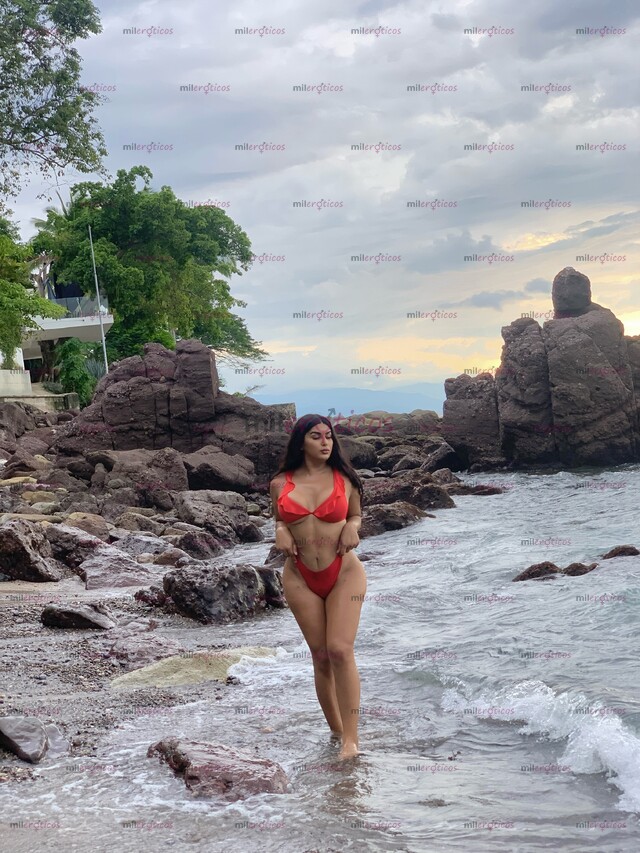 FOTOS DE MORENA ARDIENTE EXCLUSIVA Y MUY COMPLACIENTE PARA TI