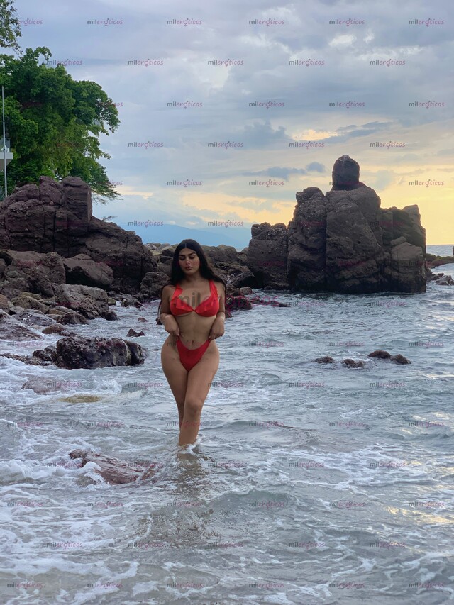 FOTOS DE MORENA ARDIENTE EXCLUSIVA Y MUY COMPLACIENTE PARA TI