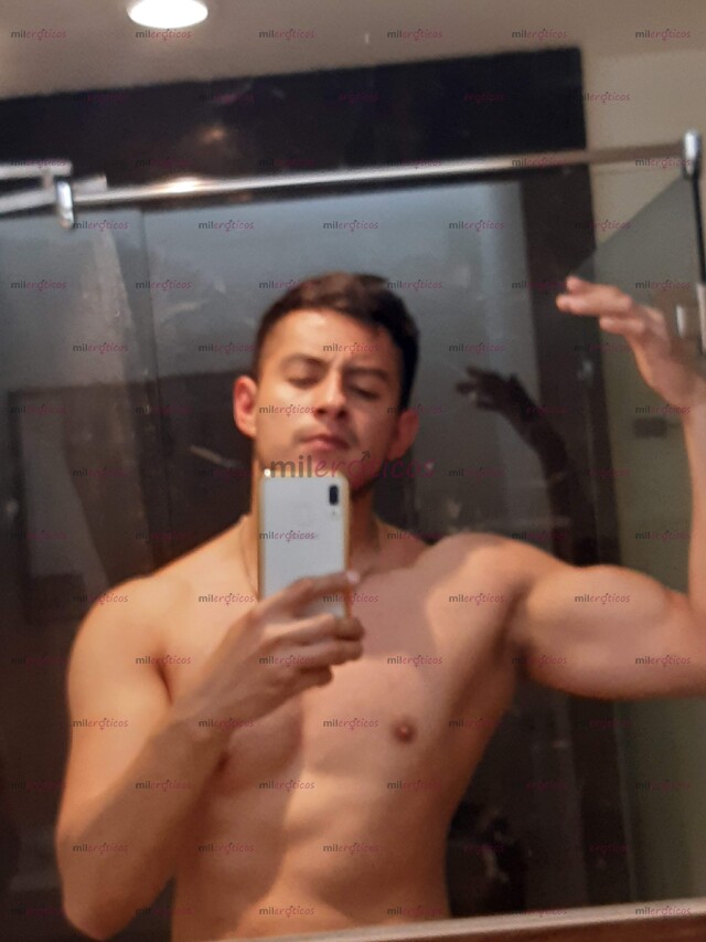 FOTOS DE MACHO VARONIL, CUERPO Y CULO DURO. MUSCLE FETISH PASIVO