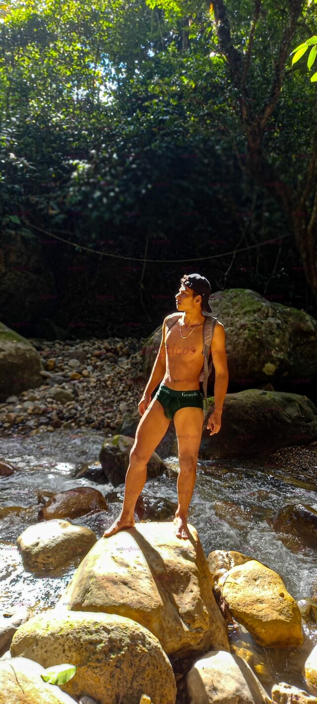 FOTOS DE LO DESEABLE SE DERRITE EN TUS MANOS SABOR MORENO