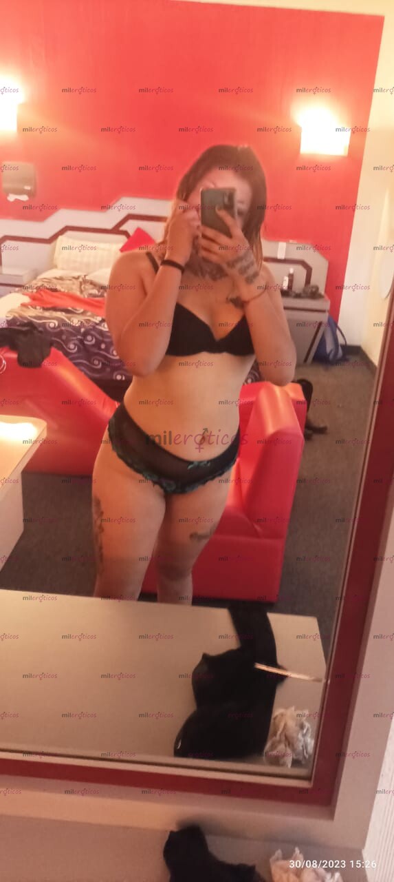 FOTOS DE NENA SUPER CACHONDA Y COMPLACIENTE NUEVA EN EL AMBIENTE.