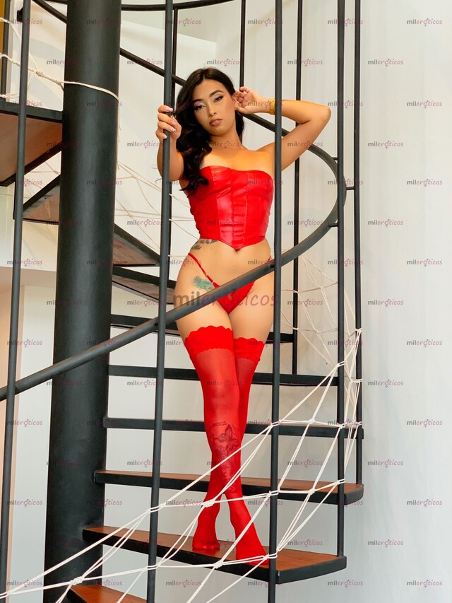 FOTOS DE SOY UNA HERMOSA MUJER SÚPER COMPLACIENTE Y CACHONDA