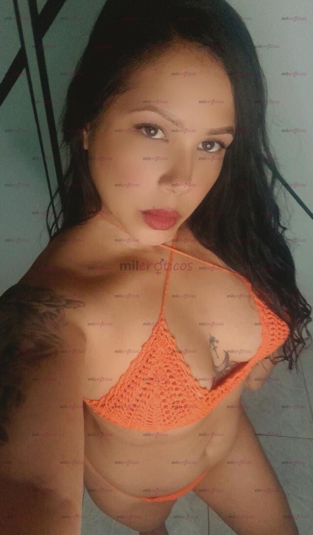 FOTOS DE DIVINA HEMBRA BIEN ARRECHITA PARA LLENARLO DE MORBO Y HACERLO VENIR.