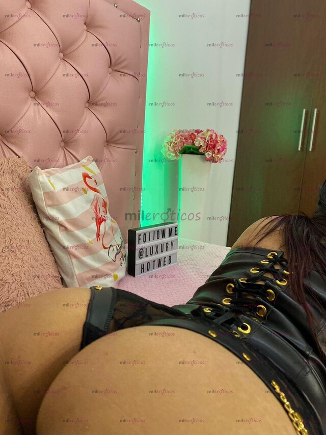 FOTOS DE KIMBERLY MORENA EXOTICA CON GANAS DE HACERTE PASAR SÚPER RICO