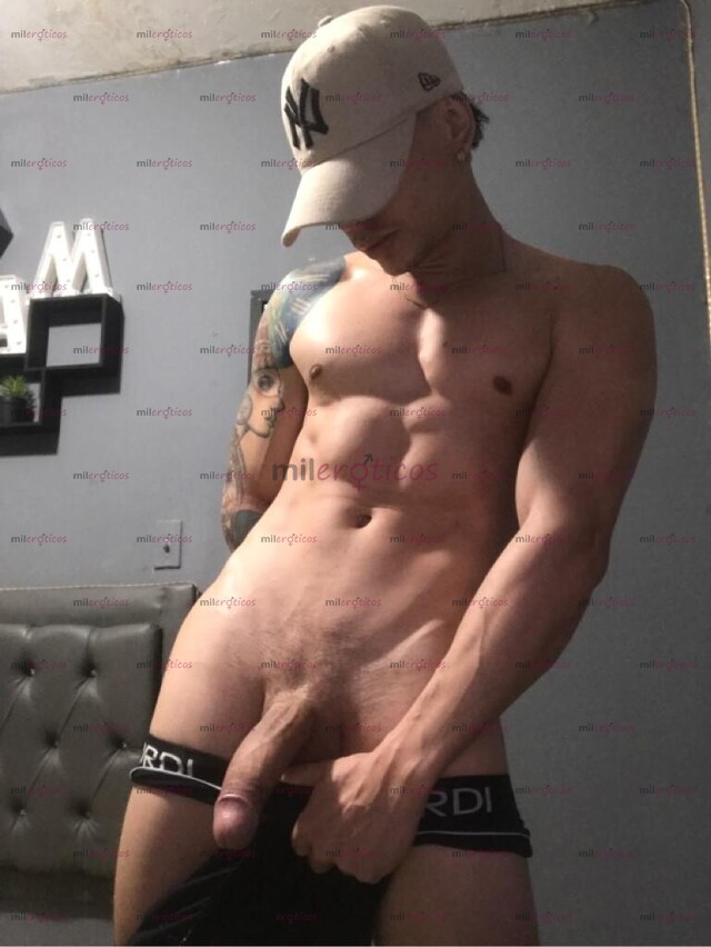 FOTOS DE 100% HETERO EXCLUSIVO DISPUESTO A COMPLACER MUJERES Y PAREJAS. MENTE ABIERTA.