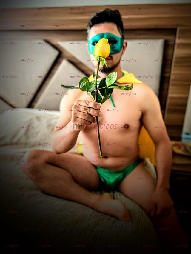 FOTOS DE MASAJISTA PROFESIONAL DE NACIONALIDAD COLOMBIANA