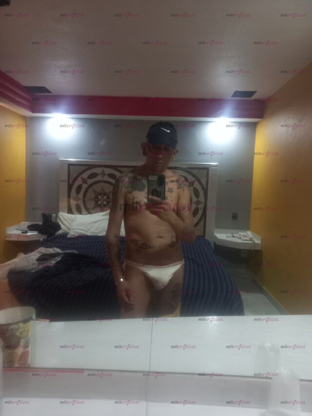 FOTOS DE MORENO TATUADO FUMES CHELAS BBK TU DECIDES QUIERES PROBAR CONECTARME