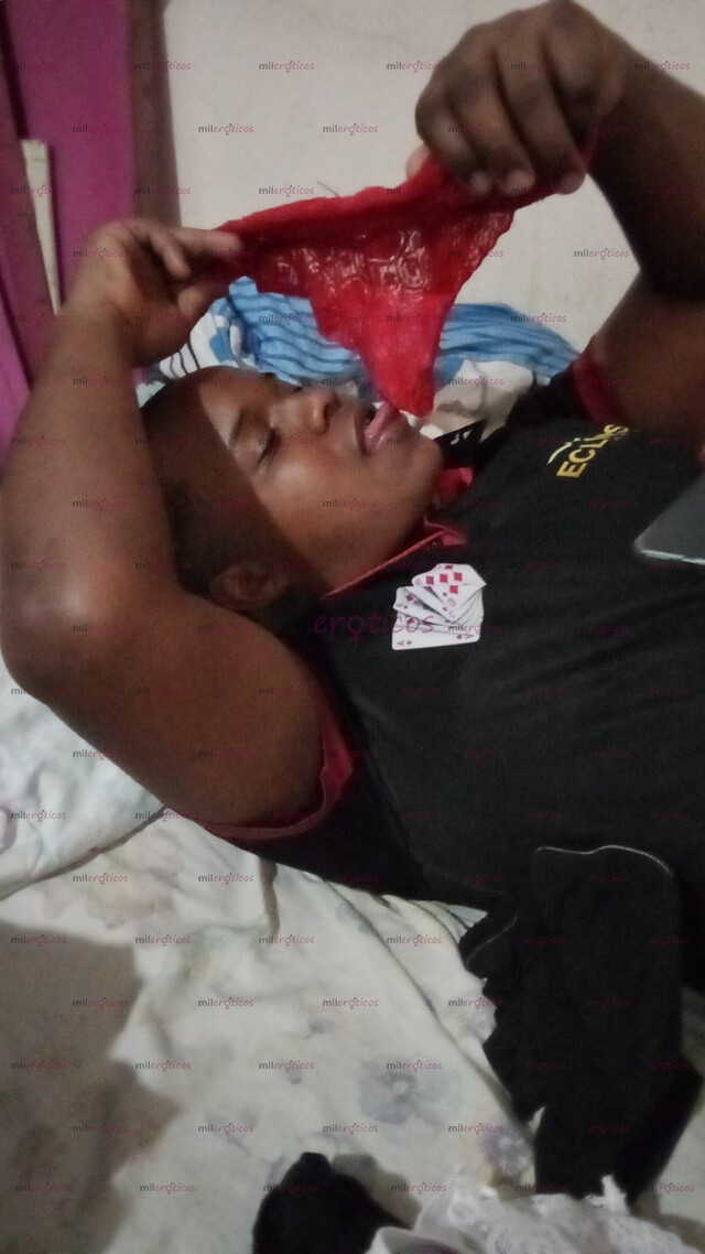 FOTOS DE LLEGÓ TU CHOCOLATE BIEN DOPTADO PARA SATISFACER TUS DESEOS MÁS OSCUROS Y PERVERT