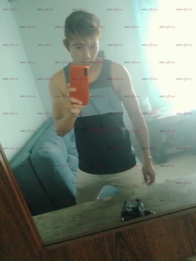 FOTOS DE REALMENTE QUIERES ALGO RICOO GUAPO CALIENTE DE 21 AÑOS