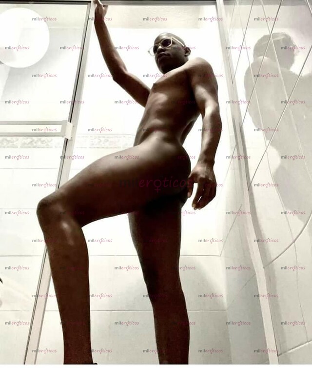 FOTOS DE SOY UN CHICO DISPUESTO A. TODO. A DISFRUTAR