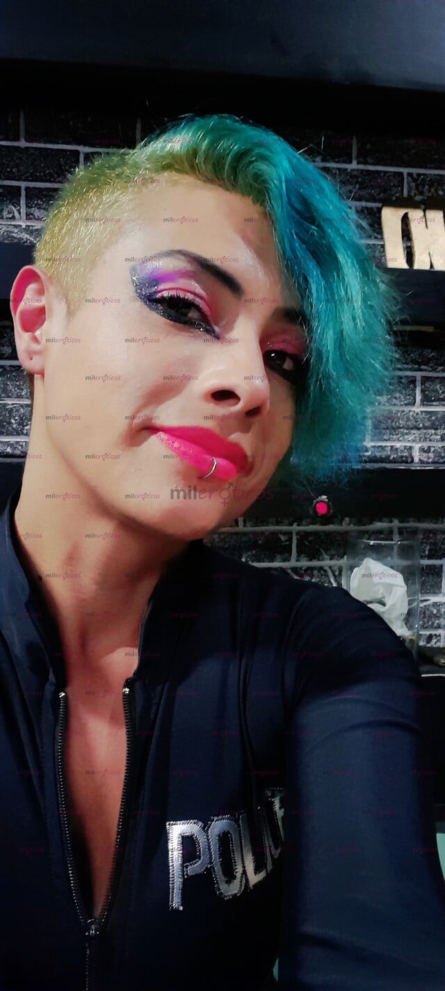 FOTOS DE HOLA BEBE MI NOMBRE ES AZUL SOY UNA CHICA MUY CALIENTE SEXI Y SOBRE TODO MI BELL