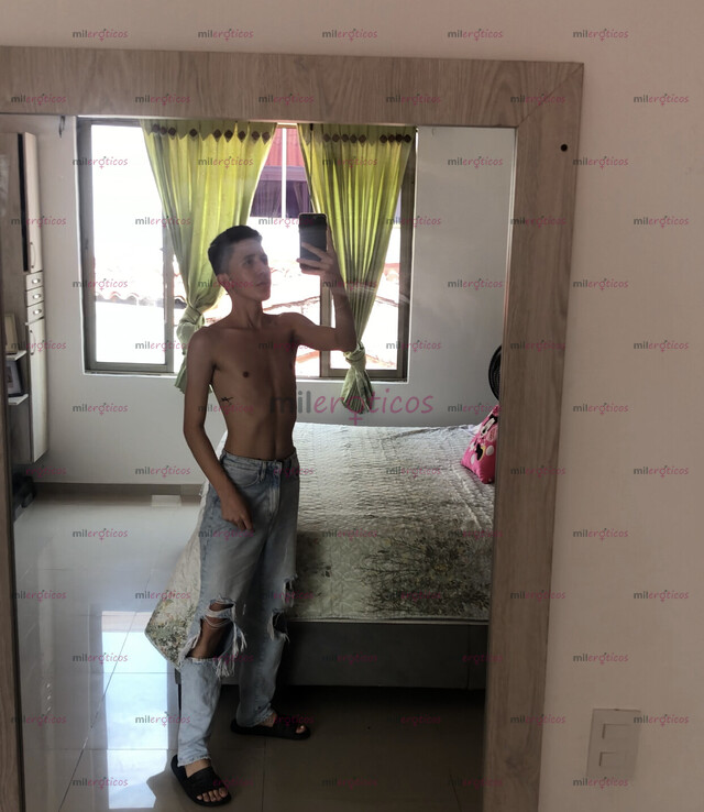 FOTOS DE SOY DELGADO ABIERTO A CUALQUIER TIPO DE PLANES