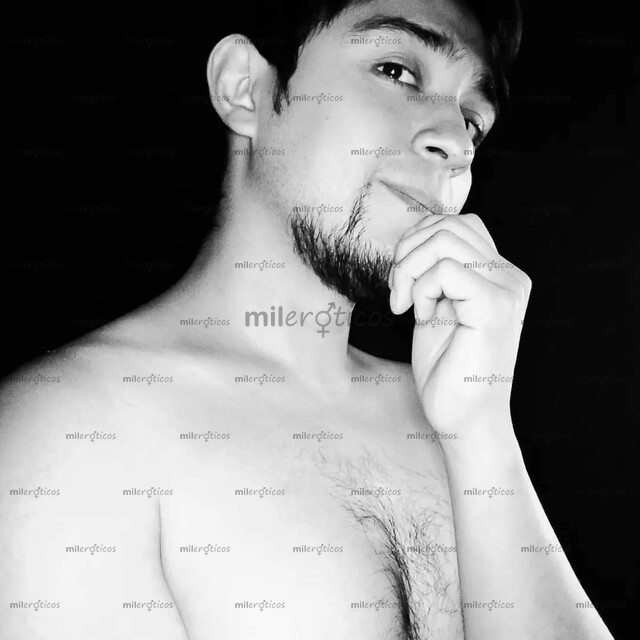 FOTOS DE JOVEN RISUEÑO ACTIVO. AGENDA CITA CONMIGO PARA PASARLA BIEN Y RICO. ANÍMATE MAN.