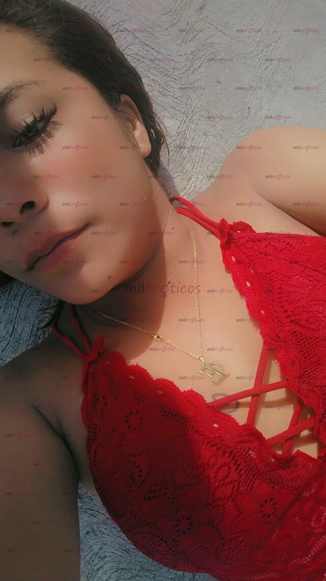 FOTOS DE SOY UNA CHICA COMPLACIENTE, CARIÑOSA Y CACHONDA, CONTÁCTAME