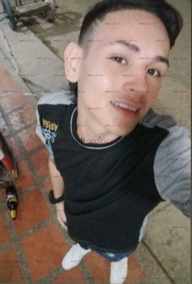 FOTOS DE HETERO 100% ACTIVO MODELO WEBCAM ACEPTO HOMBRES TRANS MUJERES LESBIANAS