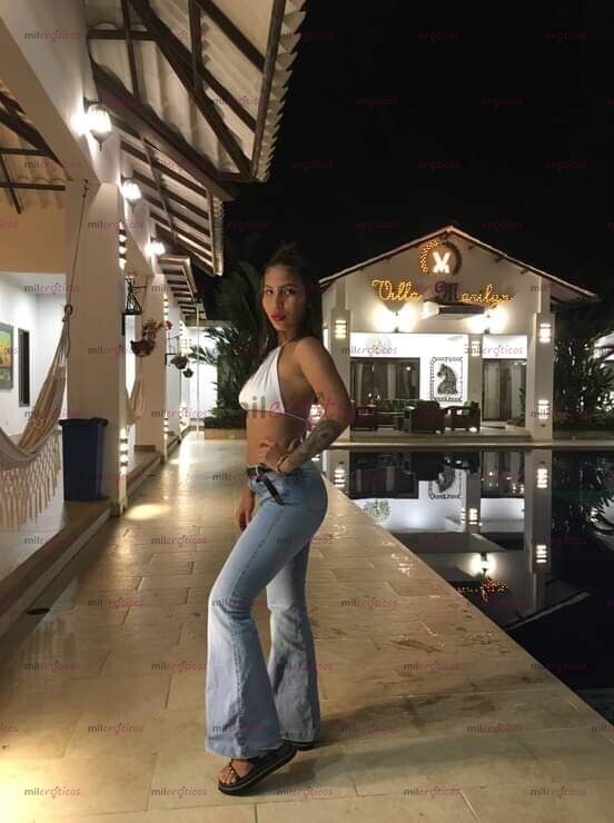 FOTOS DE MORENITA RICA DE CARITA HERMOSA COLOMBIANA Y CON GANAS DE PASARLA DELICIOSO