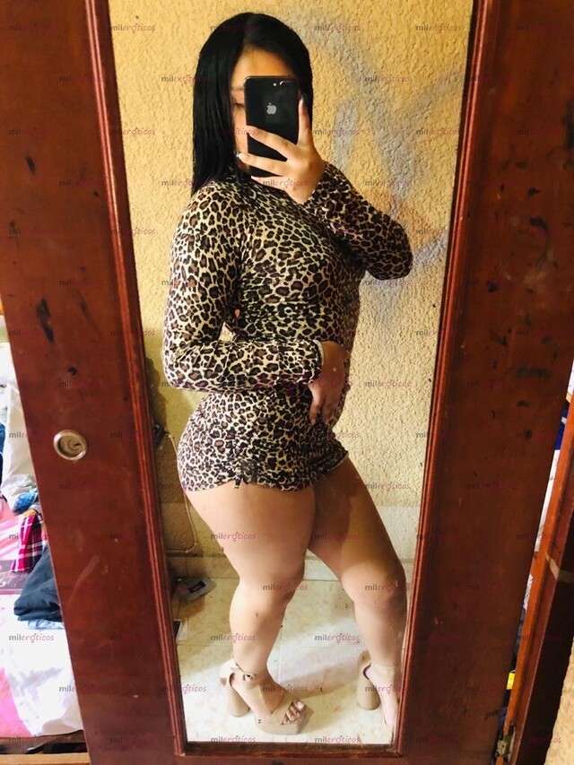 FOTOS DE SOY PAU, JUGUETONA Y COGELONA CON UN CUERPO RIQUÍSIMO