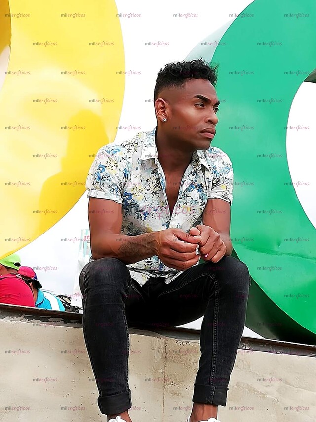 FOTOS DE BLADIMIR DROZ , NEGRO VERGON ARRECHO....