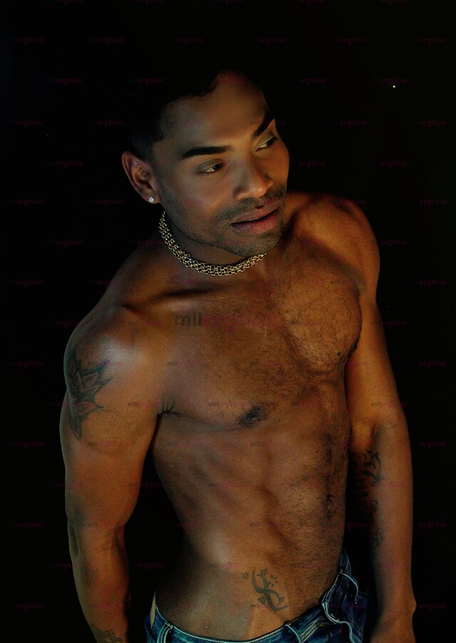 FOTOS DE BLADIMIR DROZ , NEGRO VERGON ARRECHO....