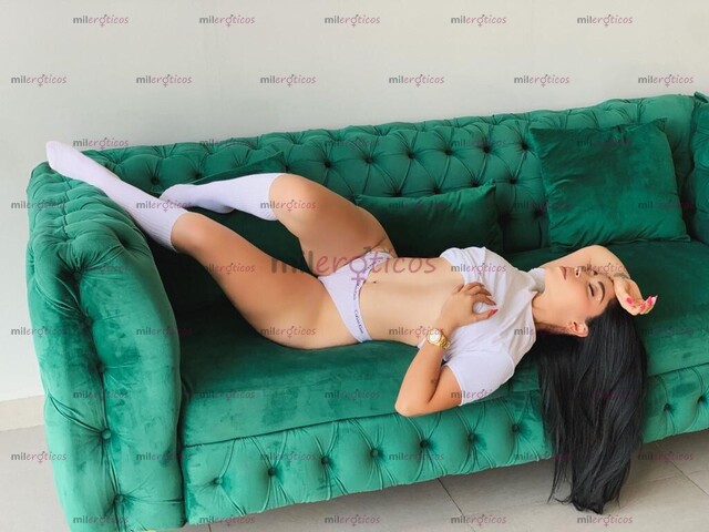 FOTOS DE HOLA SOY UNA CHICA ARDIENTE APRETADITA Y MUY RICA LALMAME