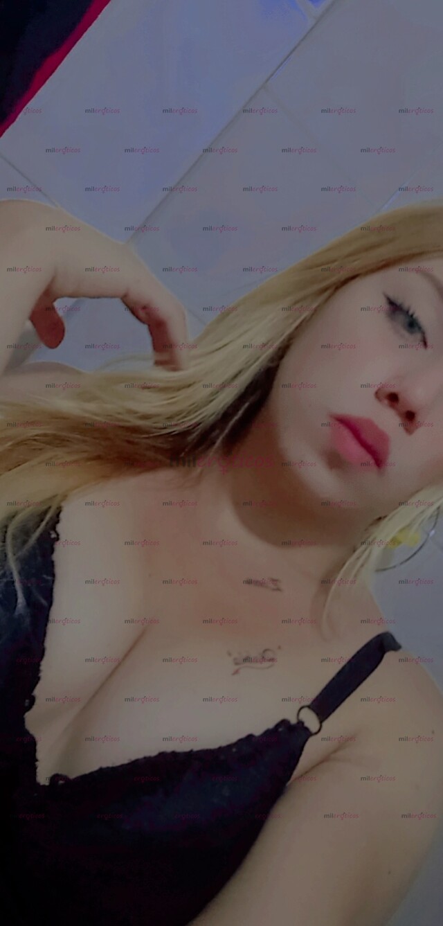 FOTOS DE SOY ALTA,RUBIA ,INTER Y ME ENCANTA RESIBIR DURO