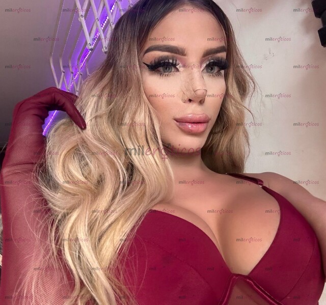 FOTOS DE RUBIA BIEN VOLUPTUOSA TETAS Y CULO GRANDE ESTATURA FEMENINA...