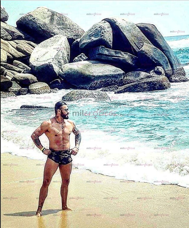 FOTOS DE GIGOLO DISPONIBLE PARA VETERANAS, GAYS FEMINOS, CHICAS JOVENES Y TRAVESTIS