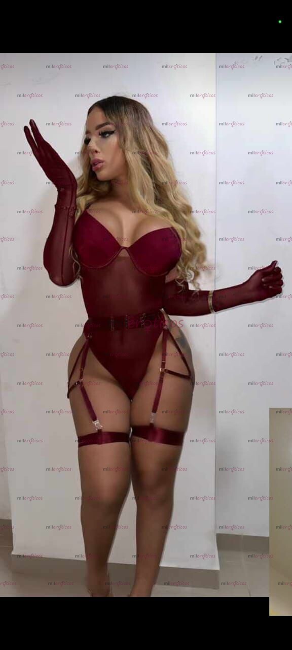 FOTOS DE RUBIA VOLUPTUOSA RENOVADA TETAS Y CULO VOLUPTUOSO