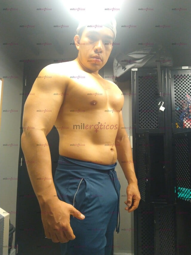 FOTOS DE FISICOCULTURISTA, ENTRENADOR PERSONAL, PASIVO NALGÓN