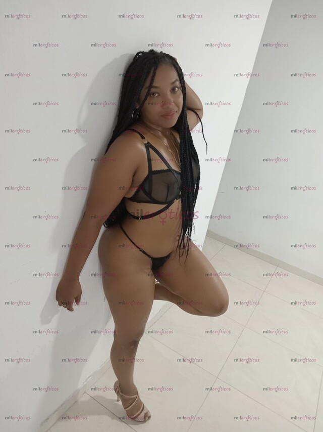 FOTOS DE QUE RICO UN ANAL PROFUNDO Y UNA BUENA MAMADA.COSTEÑA DE CULO GRANDE !