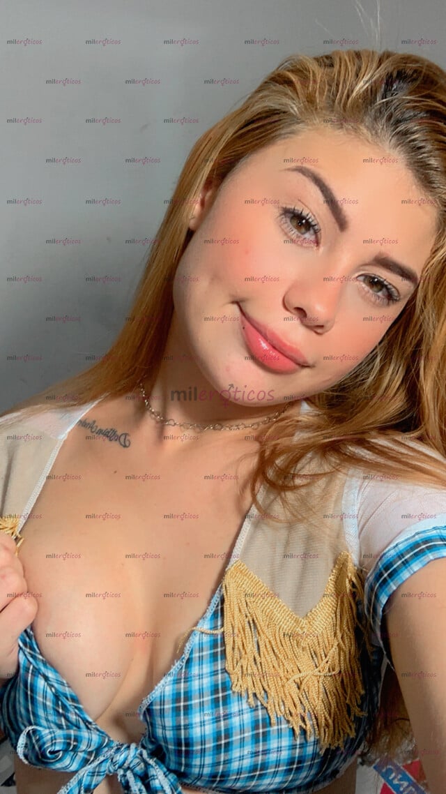 FOTOS DE LLEGO KAROL HERMOSA MONA DE 18 AÑITOS BIEN ARRECHITA Y DESCOMPLICADA