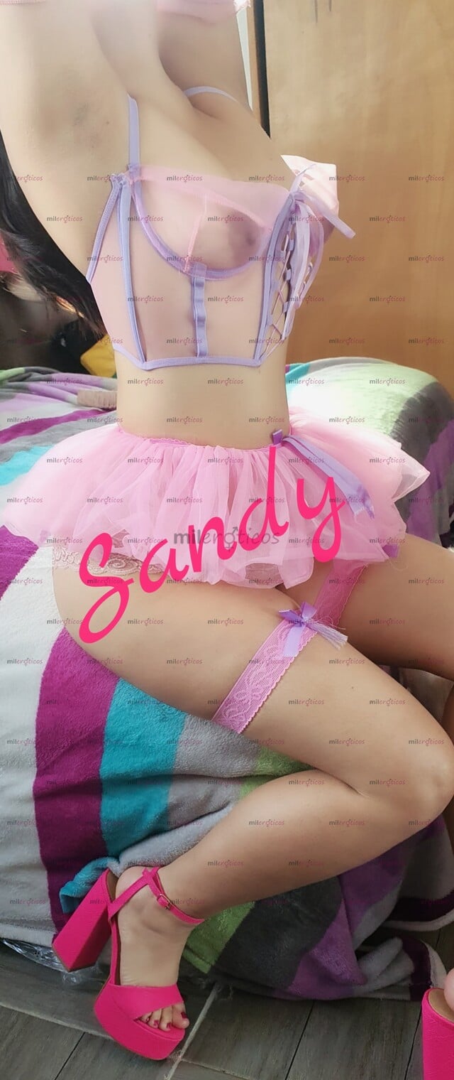 FOTOS DE HOLA SOY SANDY LA FAVORITA DE X AQUI SOY SUPER SEXIE Y CALIENTE DISFRUTA A MI LA